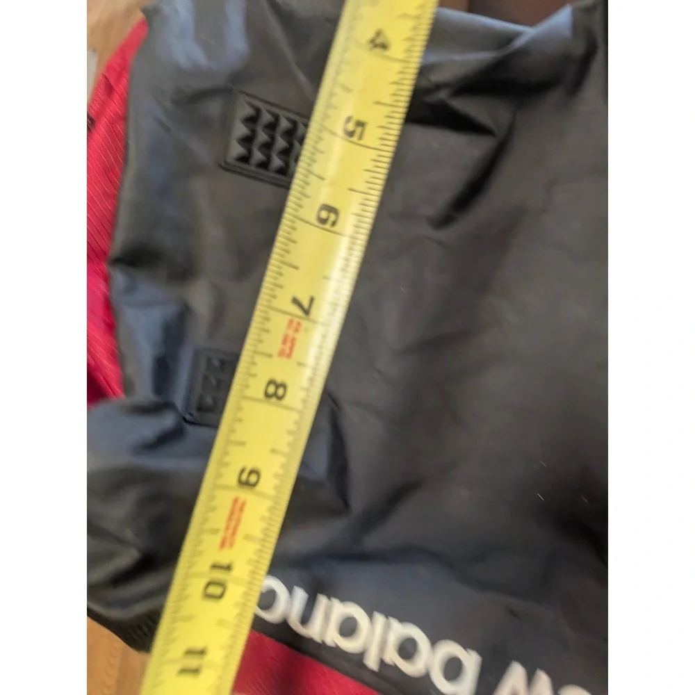 New Balance Duffel Bag Unisex OS Black Red Good Sporty Gym Travel Bag